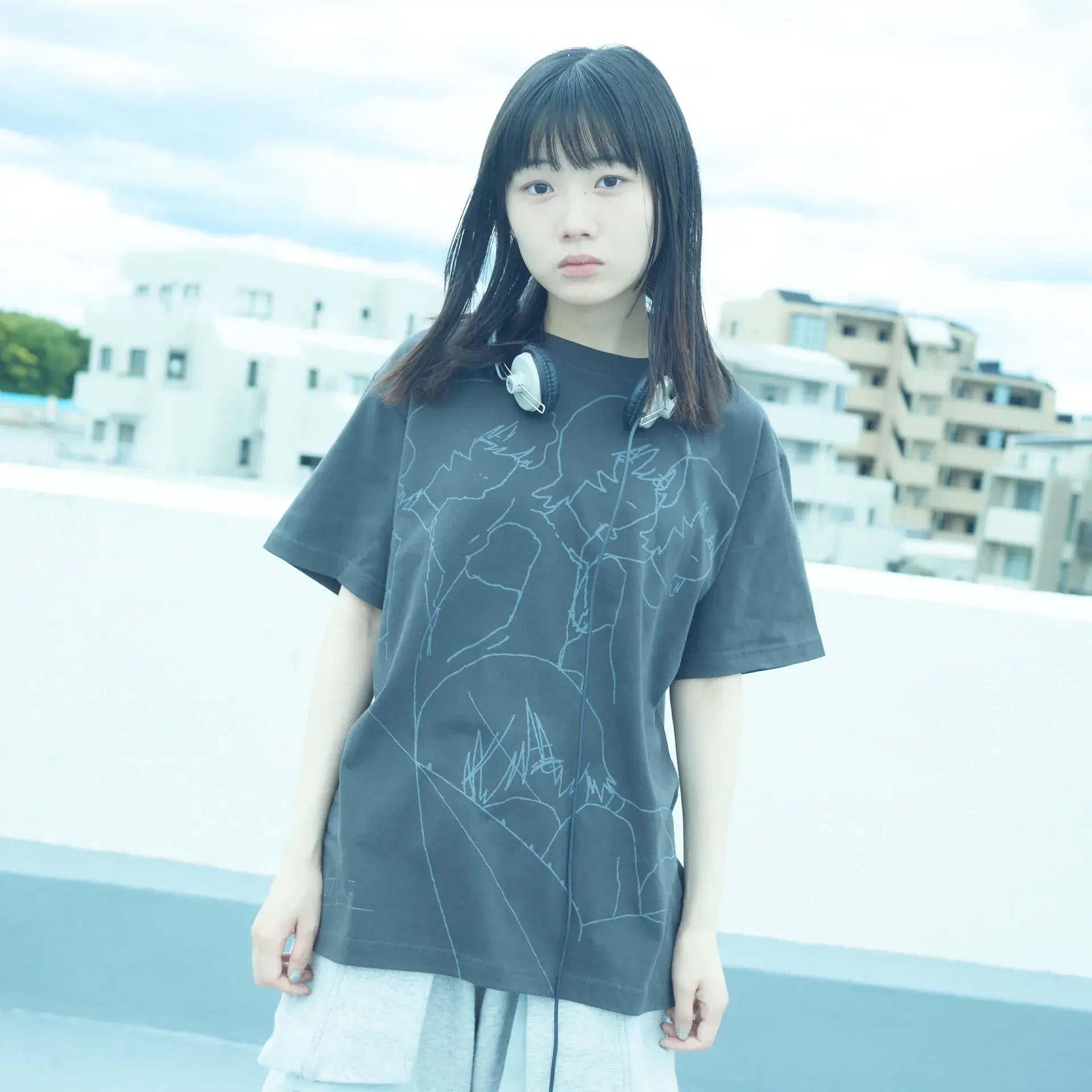 Outline big print T-shirt